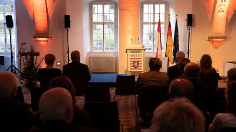 Auszeichnungen zu "75 Jahre Hessen"