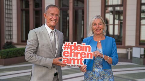 Der Chef der Staatskanzlei, Staatsminister Axel Wintermeyer und Digitalministerin Prof. Dr. Kristina Sinemus.