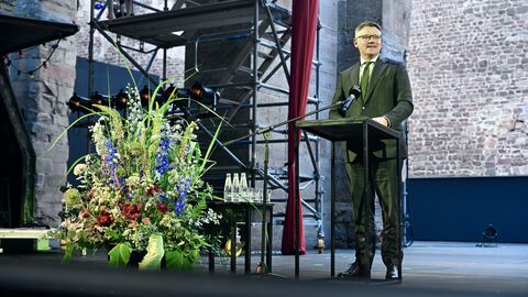Ministerpräsident Boris Rhein hat die Bad Hersfelder Festspiele eröffnet.